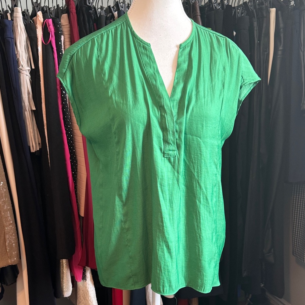 Banana Republic Vibrant Green Blouse